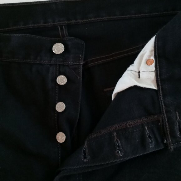Levi's Men's 501 Button Fly Black Denim Jeans 36 x 34 - Picture 8 of 10